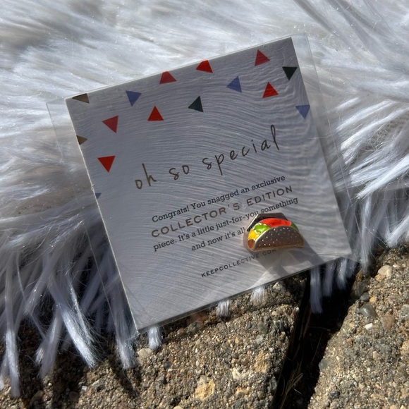 🩶5/$30 KEEP Collective Taco Enamel and Gold Slide On Bracelet Charm NEW - Picture 5 of 6